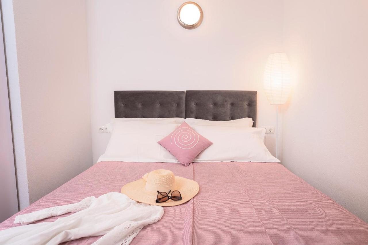 Guest House Marinna 브로보스카 외부 사진