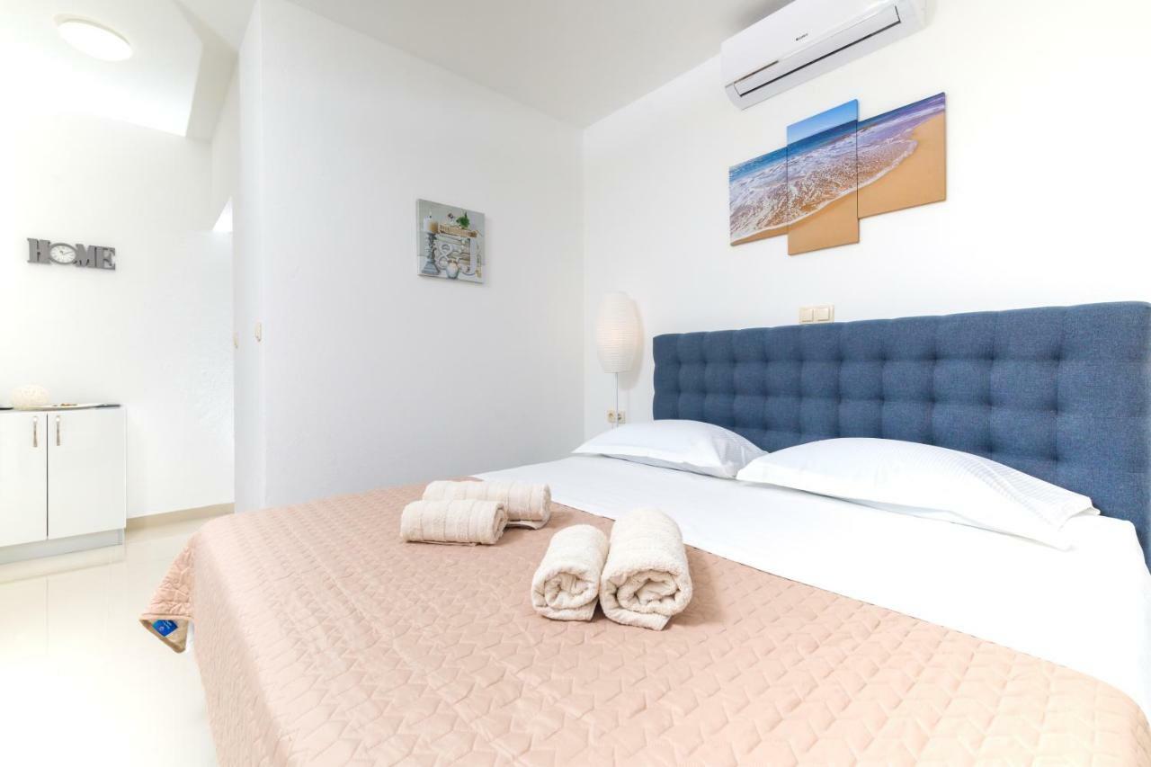 Guest House Marinna 브로보스카 외부 사진